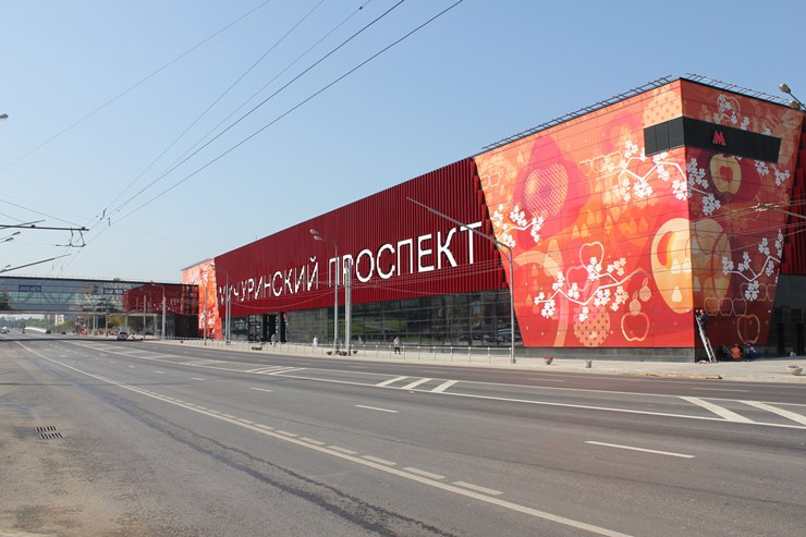Facade and interior solutions for Michurinskiy Prospekt station of the Moscow Metro
