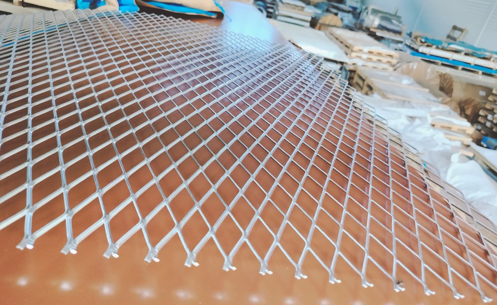 Steel expanded metal mesh